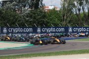 Pourquoi Verstappen a ri après son dépassement sur Piastri à Imola