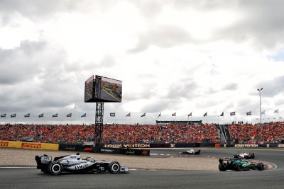 Pérez 15e, Bottas abandonne&nbsp;: Cadillac F1 peine à confirmer ses progrès