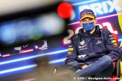 Verstappen, bientôt pénalisé, estime subir ’une double peine’