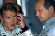 Coulthard révèle pourquoi Dennis lui préférait Häkkinen chez McLaren F1