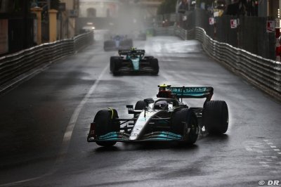 Hamilton backed in Monaco delay criticism