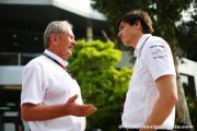 Marko scoffs at Wolff over Verstappen claim