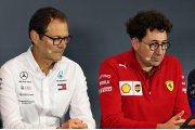 Ferrari et Mercedes haussent le ton contre les projets de standardisation en F1