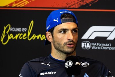 ’Admirable’, ’légende’, ’formidable’&nbsp;: Alonso et Sainz félicitent Palou