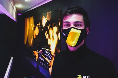Renault F1 vend des masques de protection dans sa boutique