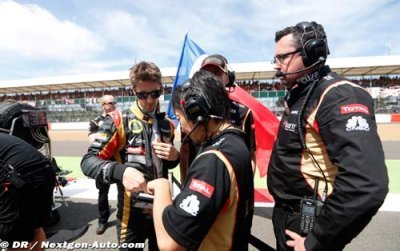 Boullier&nbsp;: Kimi mérite 10 sur 10, Romain en gros progrès