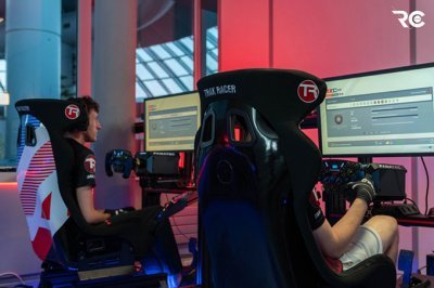 Sim racer, un pilote comme les autres&nbsp;?