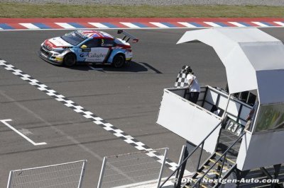 Chilton et Coronel gagnent au Trophée WTCC