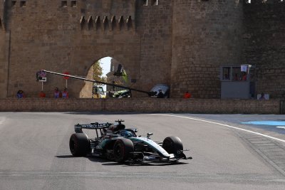 GP d’Azerbaïdjan, EL2&nbsp;: Russell reste en tête devant Antonelli et Verstappen