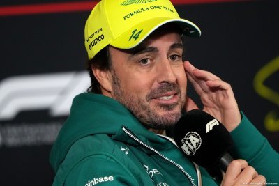 Alonso late at Suzuka as fatherhood news emerges