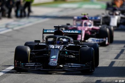 Pénalisé à Monza, Hamilton est allé s’expliquer avec les commissaires et s’est montré ‘très poli’
