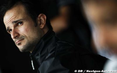 New HRT wing en route to Sepang - Liuzzi