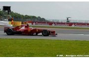 Rain-interrupted debut for new experimental hard tyre