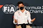 Wolff denies shaping up to switch F1 teams