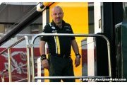 Gascoyne would choose Button over Hamilton