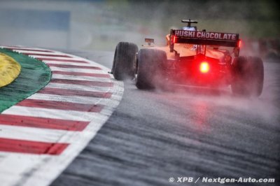 Norris determined to race through chest pain