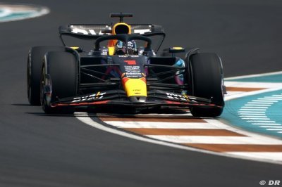 Plusieurs anciens pilotes de F1 voient Verstappen au niveau de Senna