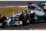 Hamilton gagne, Rosberg abandonne à Silverstone