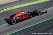 Father worried about pressure on Verstappen