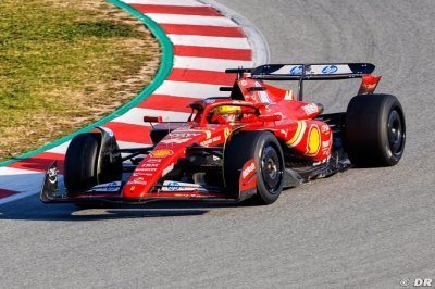 Hamilton ’comfortable’ as F1 legend predicts success