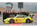 Deux Porsche 911 GT3-RSR pour le Porsche AG Team Manthey
