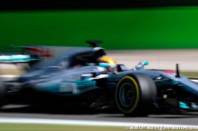 Hamilton termine sa journée de tests avec Pirelli en France