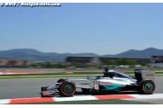 Hamilton en pole devant Rosberg