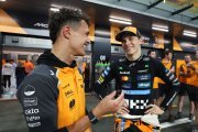 Jones mise sur Piastri pour le titre et attaque Norris sur sa santé mentale