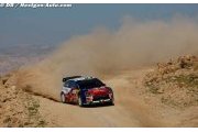 Loeb et Elena passent en tête