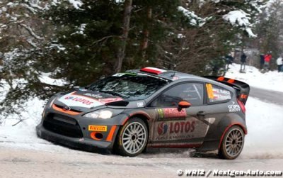 ES10&nbsp;: Kubica frappe fort, Ogier serein malgré le temps perdu