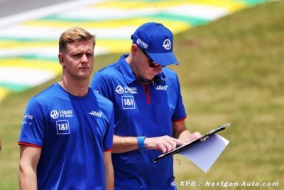 Schumacher hits back at Ecclestone’s F1 advice