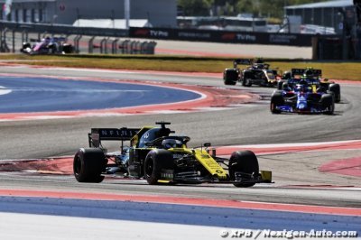 F1 race director plays down ’unsafe’ Austin surface