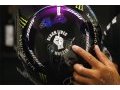 Lewis Hamilton présente un casque revu pour 2020