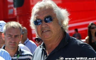 Briatore tells Ferrari to ’focus on 2012’