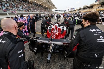 Bottas et Alfa Romeo F1 arrivent ’la joie sur les visages’ à Djeddah 