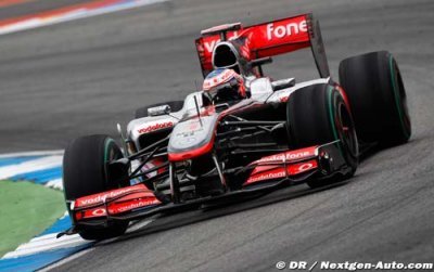 Button de retour sur la terre de sa première victoire
