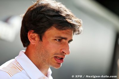 Sainz acknowledges Ferrari ’rumours’