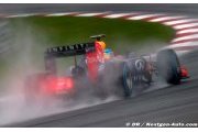 Silverstone FP3: Vettel heads Red Bull 1-2 in wet final practice