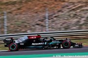 Bottas bat Hamilton pour la pole à Portimão devant les Red Bull