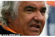 Briatore to benefit if Webber wins title - report