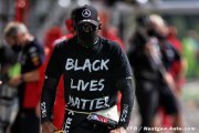 Hamilton n'avait pas prévenu Mercedes F1 qu'il voulait s'agenouiller en 2020