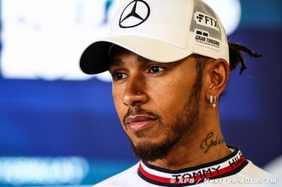 Hamilton donne des nouvelles du film sur la F1 avec Brad Pitt