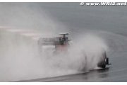 Alguersuari surfs around Suzuka