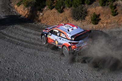 Loeb replaces Mikkelsen in Portugal