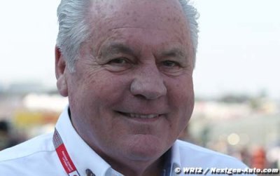 Les nouvelles destinations séduisent Alan Jones