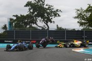 Racing Bulls explique le problème qui a causé l'accident entre Lawson et Gasly