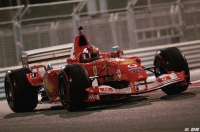 Leclerc raconte sa journée au volant de la Ferrari F2003-GA de Schumacher