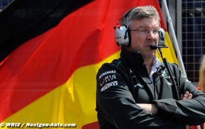 Brawn&nbsp;: Mercedes a progressé sur la gestion des pneus