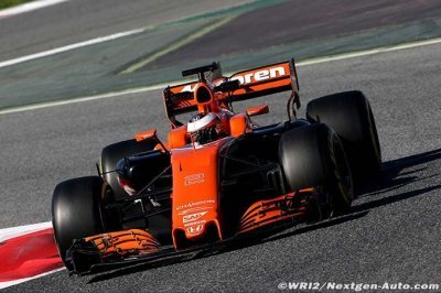 Vandoorne boucle 80 tours malgré un énième couac chez Honda