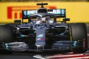 Hamilton : Mercedes travaille dur pour rattraper Ferrari